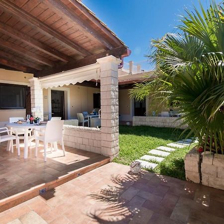 Villa Sajonara Elvira Fontane Bianche Buitenkant foto
