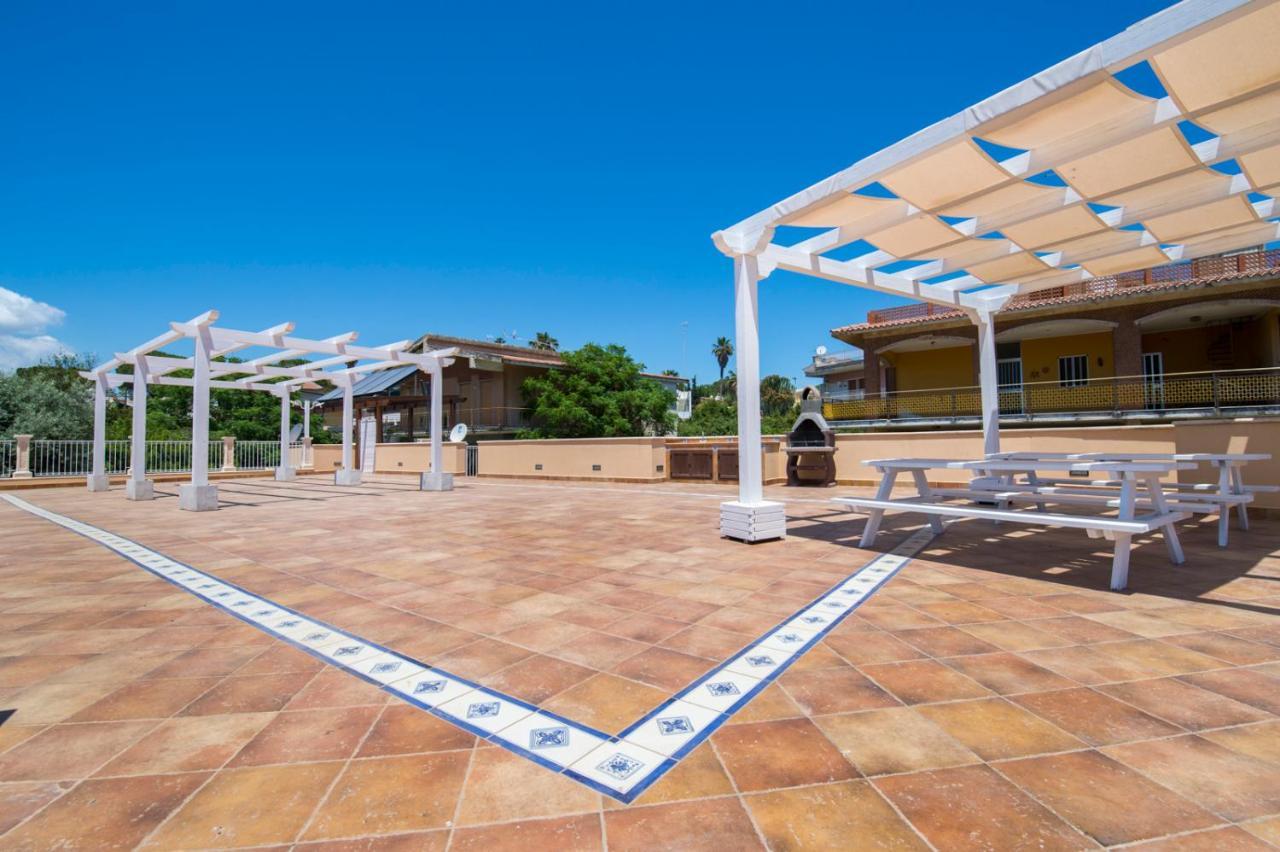 Villa Sajonara Elvira Fontane Bianche Buitenkant foto